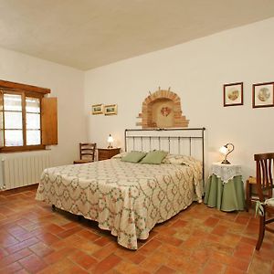 Camera con letto king size